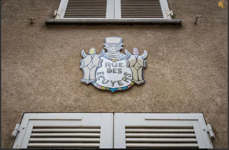 L Ecuyer Appartement Au Coeur Du Quartier Historique Chartres Exterior foto